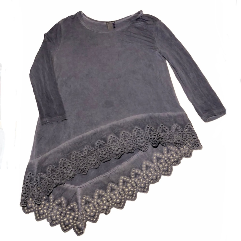 C. Oliver Asymmetrical‎ Eyelet Lace Tunic